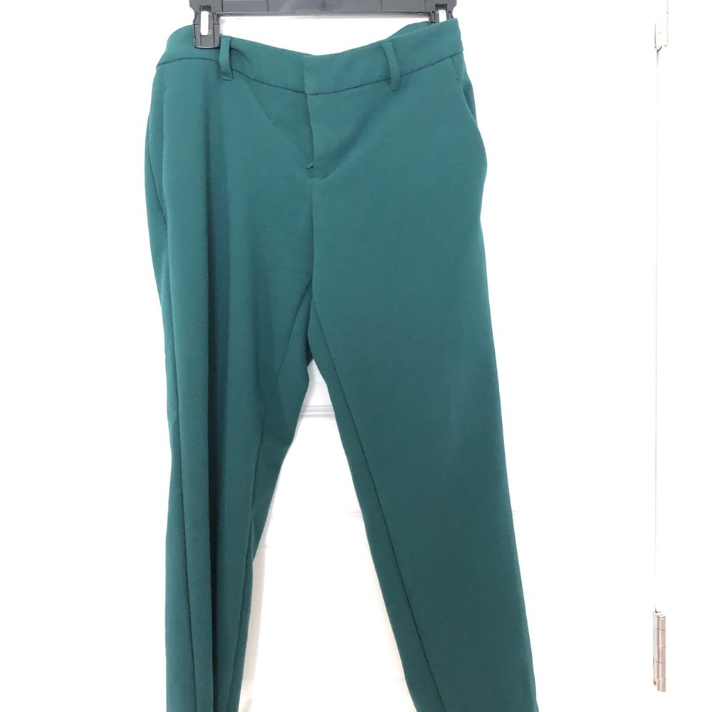 Old navy green pants size 2 Harper fit
